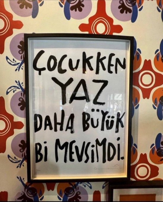 gamzelirabis's tweet image. Çocukken yaz daha büyük bi mevsimdi.