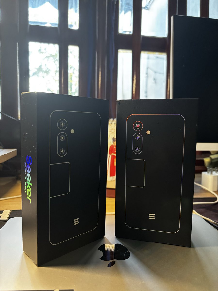 Chiếc solana mobile thứ 2 
Cảm ơn bạn <a href="/solanamobile/">Seeker | Solana Mobile</a>