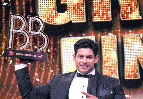 People from all walks of life, different places, cultures, and languages, all united by a common love for Sidharth Shukla.  So glad to see everyone here to celebrate our champion! 

6Y OF HISTORIC WINNER SID