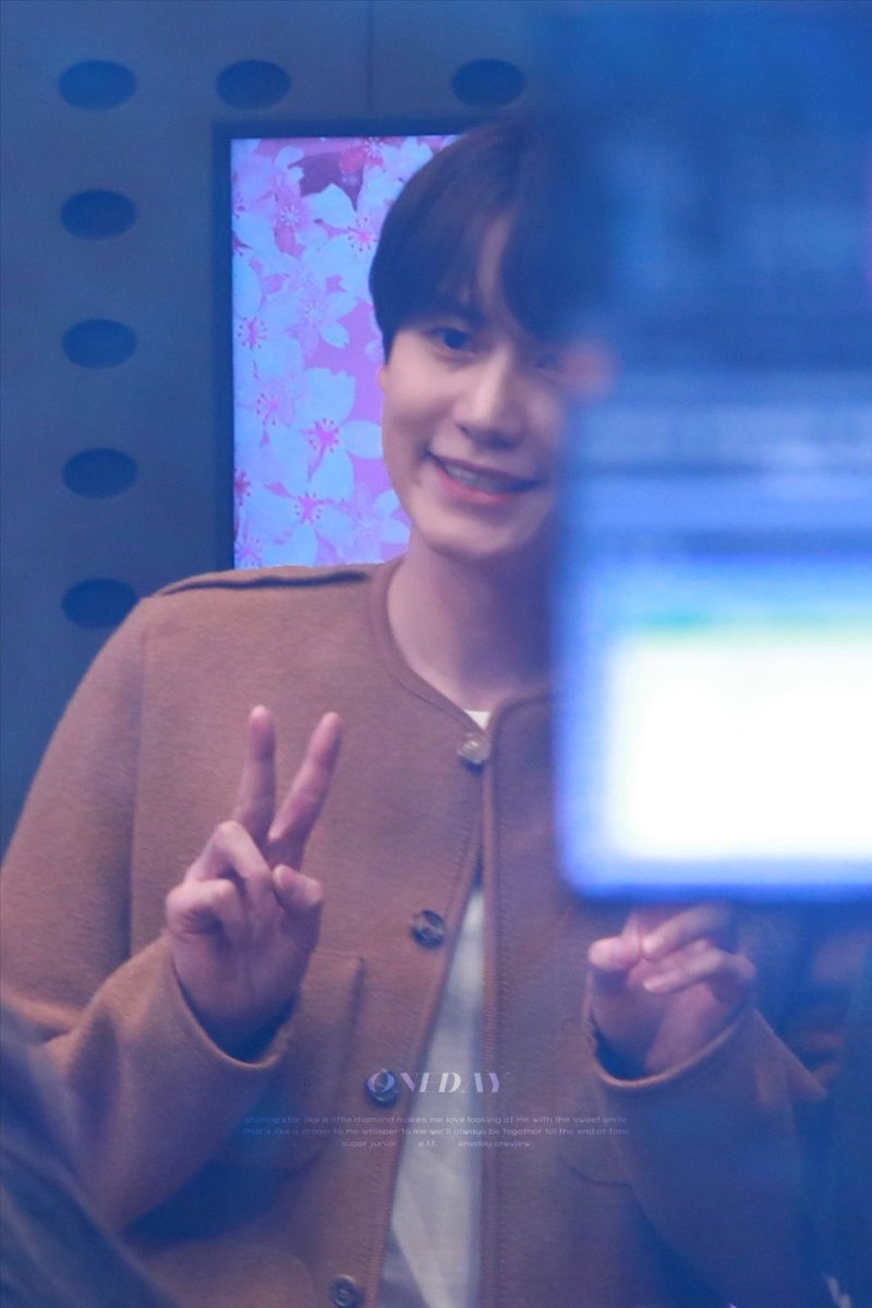 KYUHYUN PICS! 🐶🐧💙 tweet media