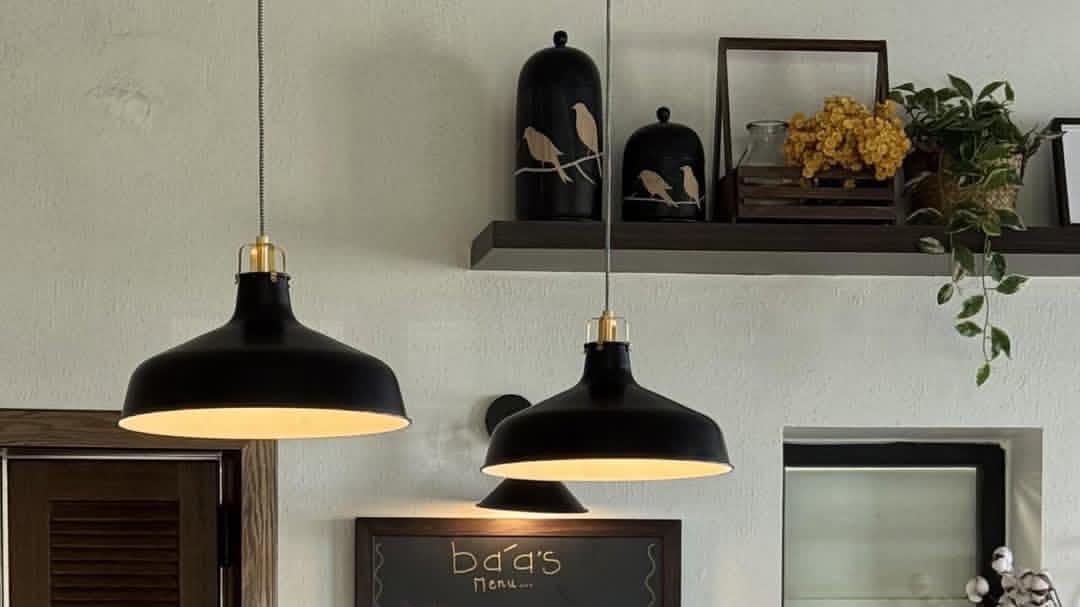 بِالنهايه لا أحد يستاهَل لا شعوٍرك ولا وقتك حتى ظِلك كثير عليهم.
#مساء_الخير