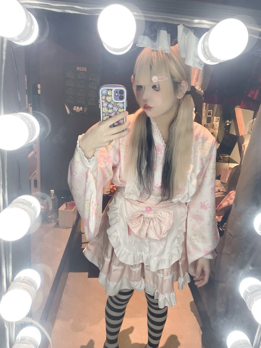 cj3_uj's tweet photo. 19-22おり！
バレンタインのゆめかわめいどイベだよ
きてみて꜀^. ̫.^꜆ https://t.co/TsA4BDDVyQ