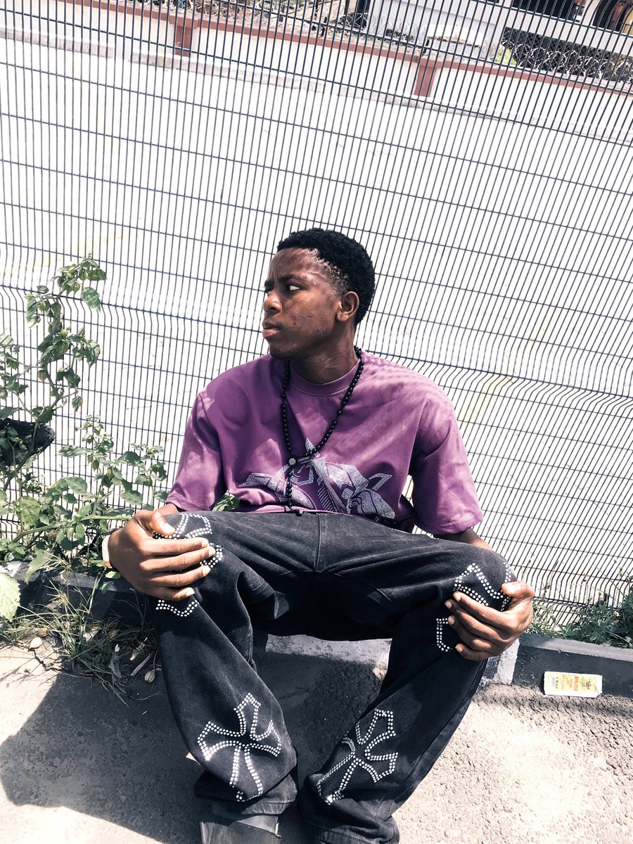 ☬✞𝕾𝖔𝖓 𝖔𝖋 𝖙𝖍𝖊 ₳𝖓𝖌𝖊𝖑✞☬
#trend #viralvideo #photo