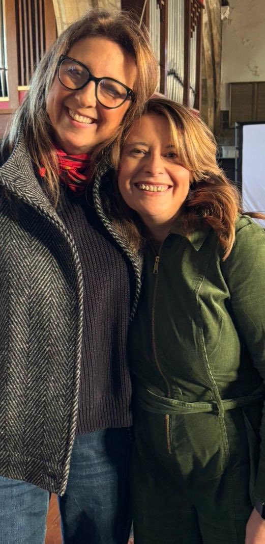 bookbound2019's tweet photo. Yesterday at #illuminatefestival in #KirkbyLonsdale โฆ
#PaperSisters got her in person launch. It was a beautiful day with beautiful people.
My girls have fledged! @northodoxpress https://t.co/FsEKlp3uXC
