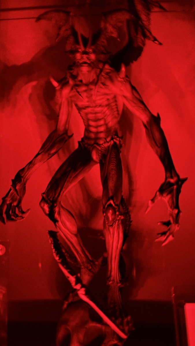 1977k_berserker's tweet photo. 今年のベストバイ決まったかもしれない
#Gecco #AMON #HEADLONG https://t.co/RbmvGEF7ST