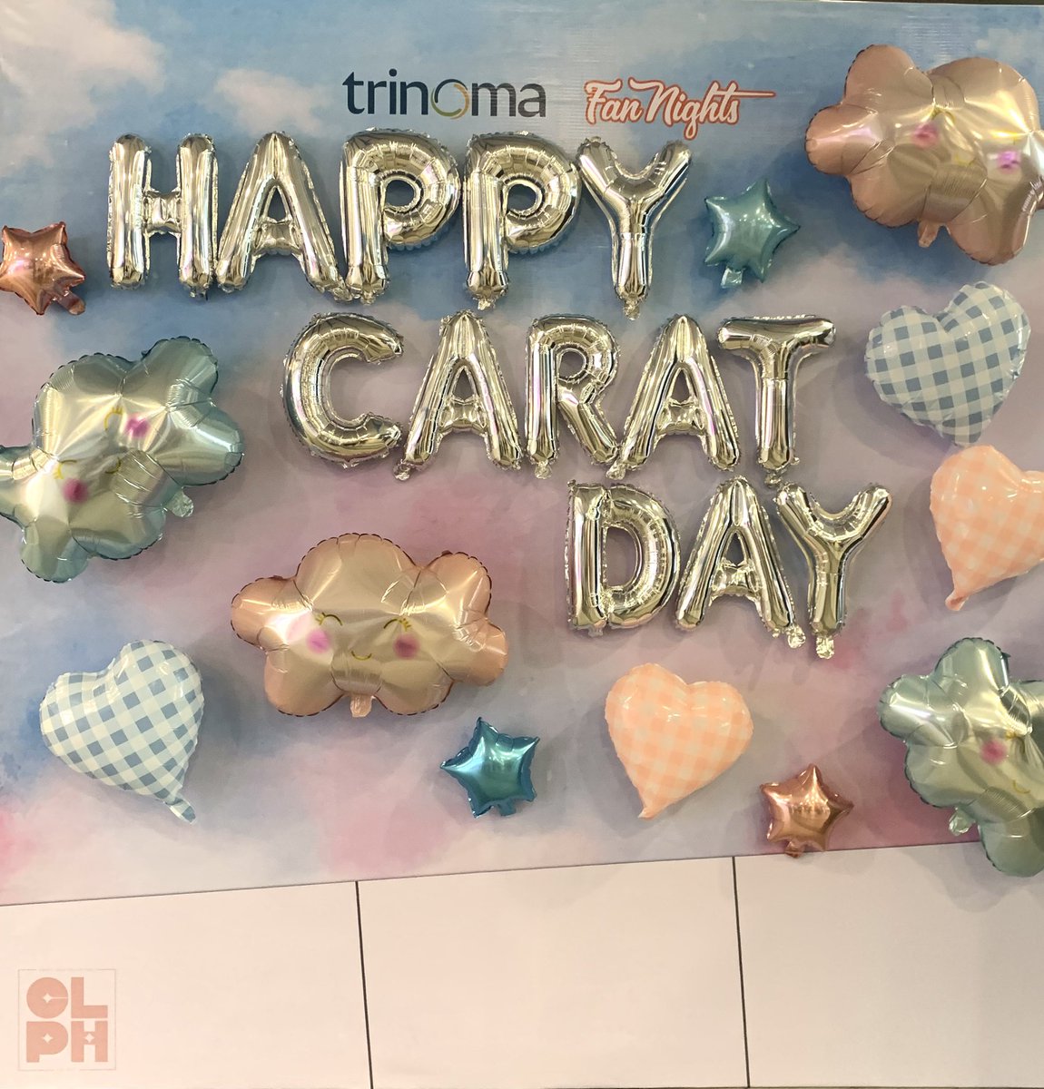 hanniedokey's tweet photo. celebrating carat day today! thank you, @CaratLandPH 🩷🩵

#CaratDay
#SameSameSame https://t.co/nvQ0CDnkpH