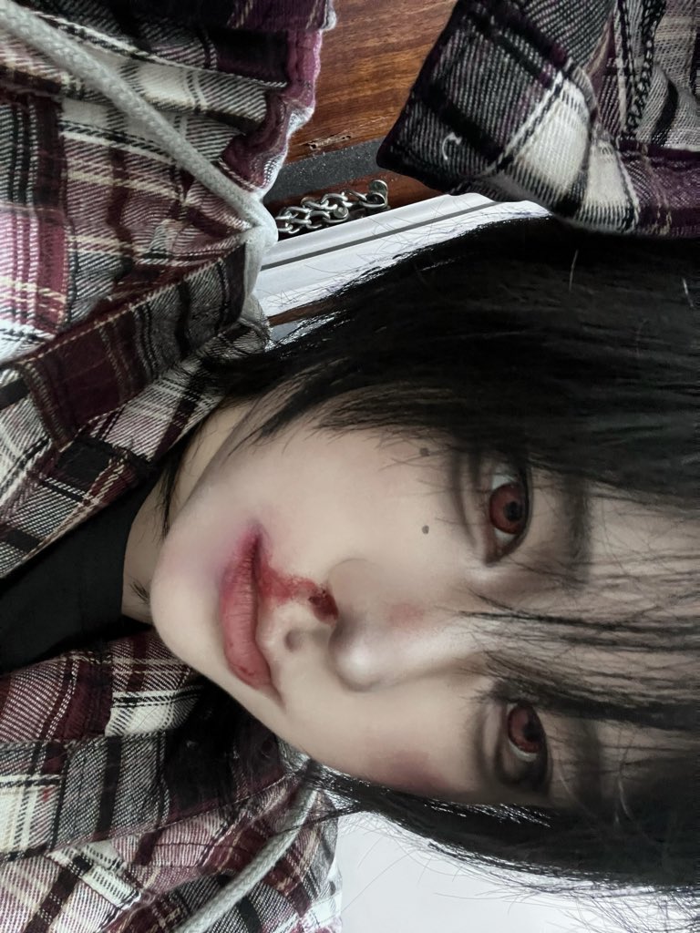D_X_idd's tweet photo. 아야 https://t.co/Uuhcia971L