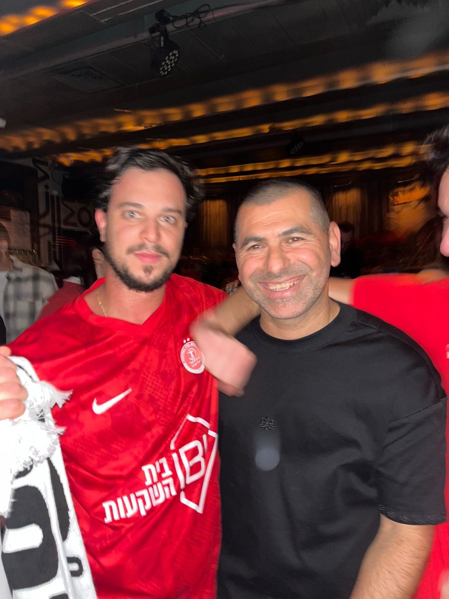 הפוֹדל tweet media