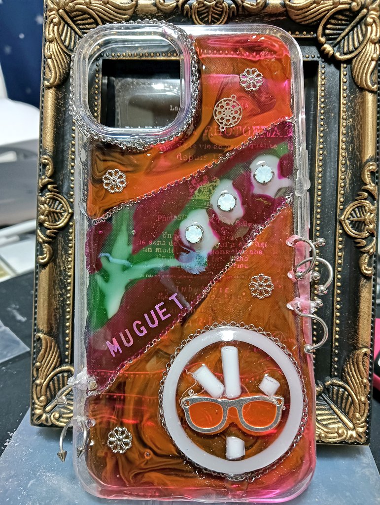 iPhone16、17、17Pro、iQOSケース、その他でデコケースをお探しの方