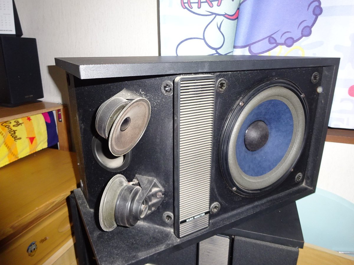 子供部屋を私の趣味部屋に利用する計画 先日のレコードプレーヤーに