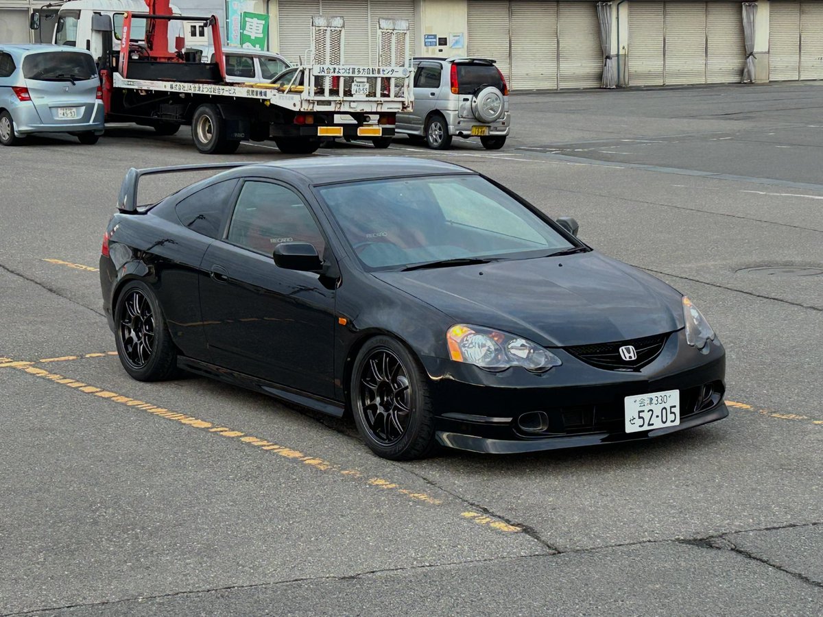 りょーすけ tweet media