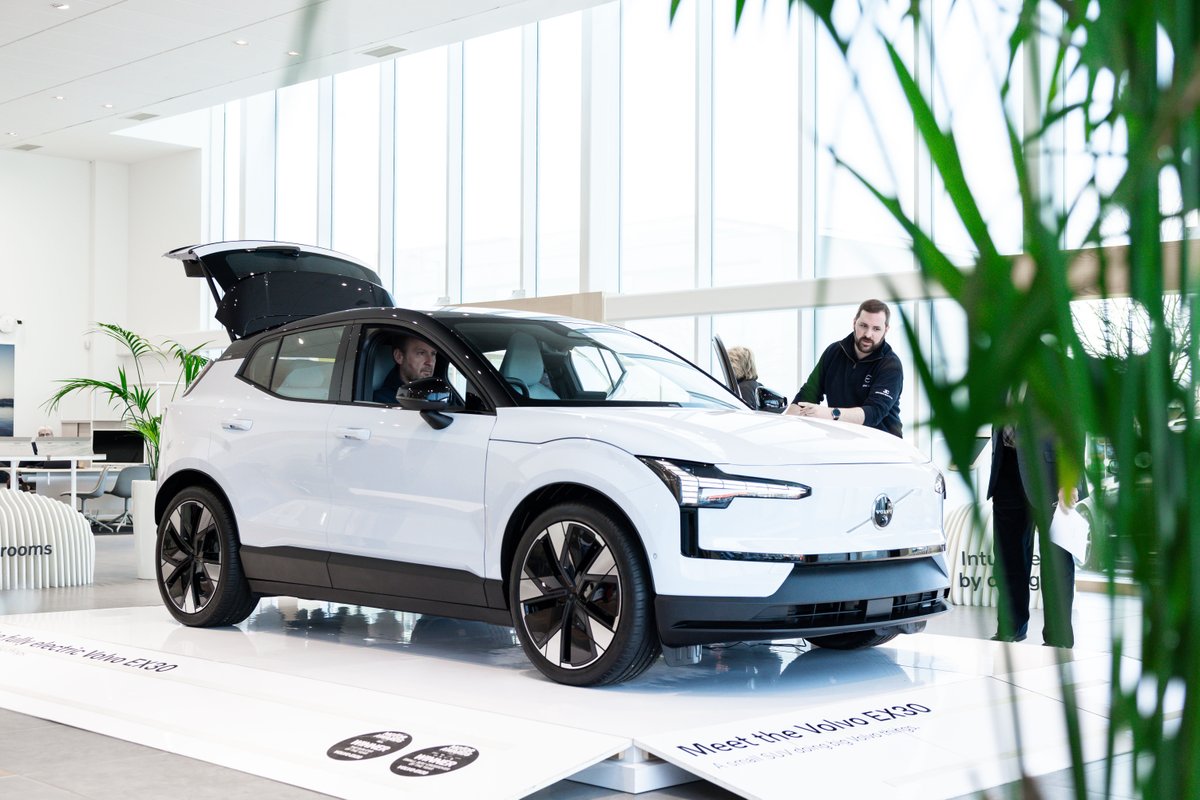 jc_volvo's tweet photo. The EX30 offers the range and quick charging you want in a small SUV that’s big on style, storage and safety.

🔋 Charge your EX30 from 10 to 80 per cent from 26 minutes at DC fast charging stations.

Book your test drive at John Clark Volvo: https://t.co/Te2TZ21pFg https://t.co/MVP7d3OYAm