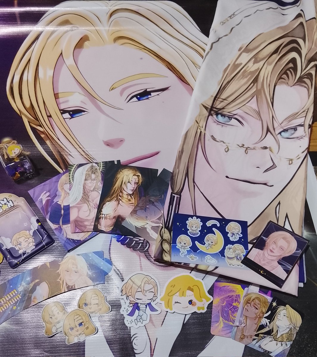 Cynth_0904's tweet photo. Had so much fun yesterday.Thank you so much @0109kite @nixumixu @chaedarling_ @chromatwigim for letting me join your table(づ๑•ᴗ•๑)"♡

Won the cloth banner &amp; tarpaulin thank you @pllicafe for the wonderful event and to the pllis who shares their freebies 🫶
#DreamsWithNoah 🔮 https://t.co/9D3FooaHqz