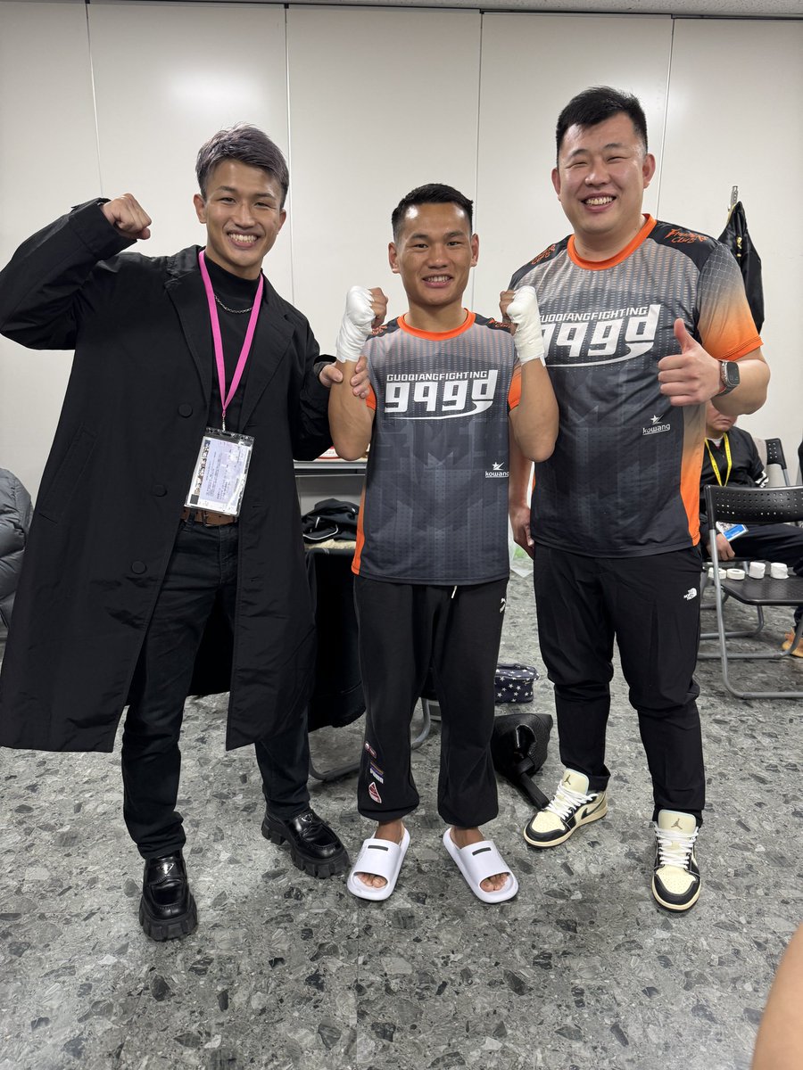 2/8にK-1で激闘を終えたばかりの
朝久裕貴選手がチュームーシーフーの激励に来てくれました。

本当にありがとうございます。

この応援を力に変える。

必ず結果で応える。

#チュームーシーフー
#knockoutkb