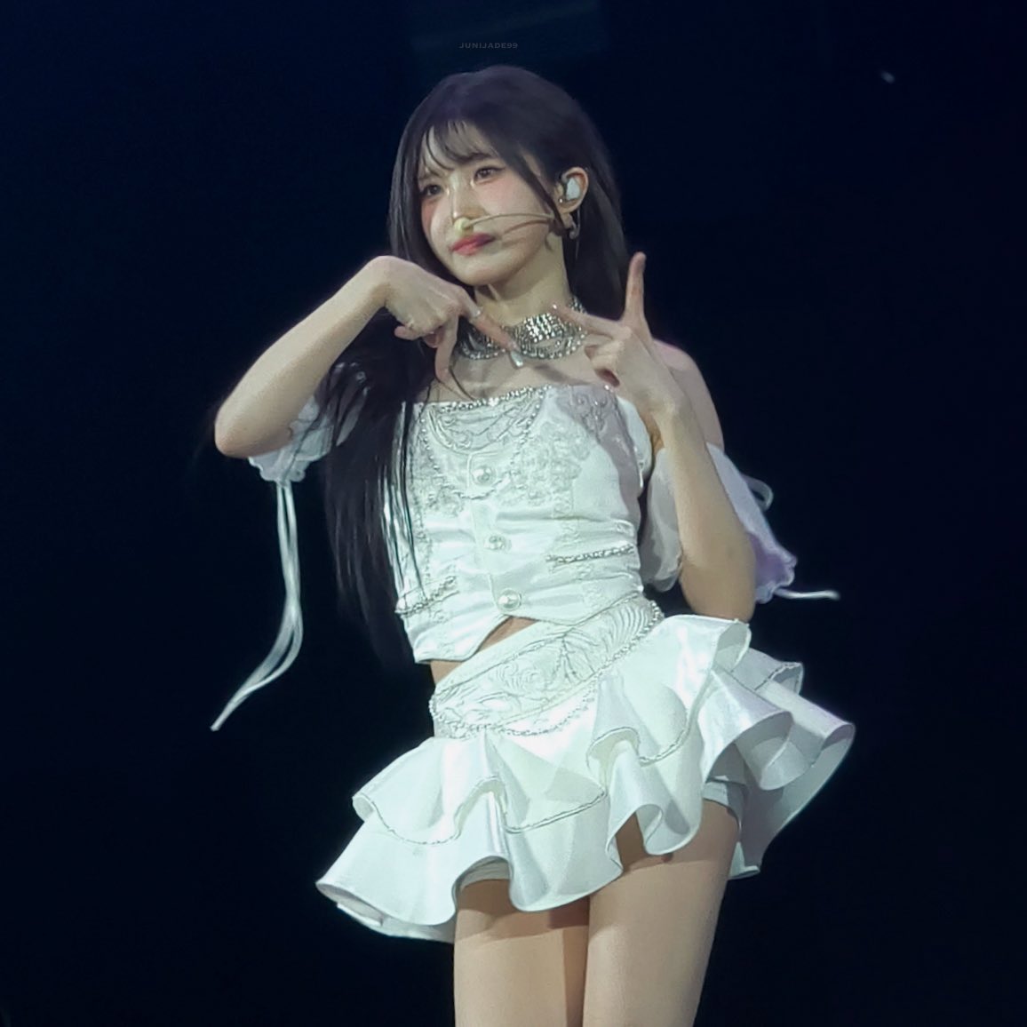 𝟐𝟔𝟎𝟏𝟑𝟎 🍀 #fromis_9 #프로미스나인 #송하영 #SongHayoung #fromis_9_WORLDTOUR_ENCORE ...