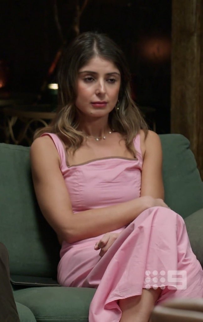 matt_j_lewis's tweet image. #Mel distressed that she has to wait another week before she can stalk #Luke at his home after he said stay. #MAFS #MAFSAU