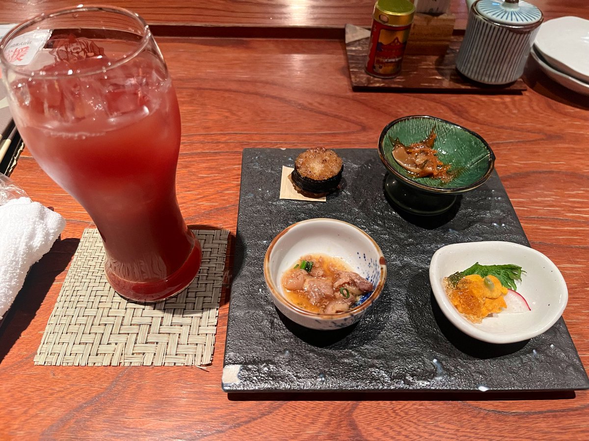 usg3krn3's tweet photo. 同一カード連勝やったね😭👏🏻✨
今日は本当に心臓に悪い試合だった…
ロボちゃんにこーへーさん、頼りになる2人のエースが大活躍🔥
勝利を見せてくれてありがとうございました！
最高の気分で茨城に帰れます🥹

秋田の美味しいグルメたくさん食べて、美味しいお酒で祝杯、楽しいアウェイ旅でした☺️🌸 https://t.co/x1nidbyKY4