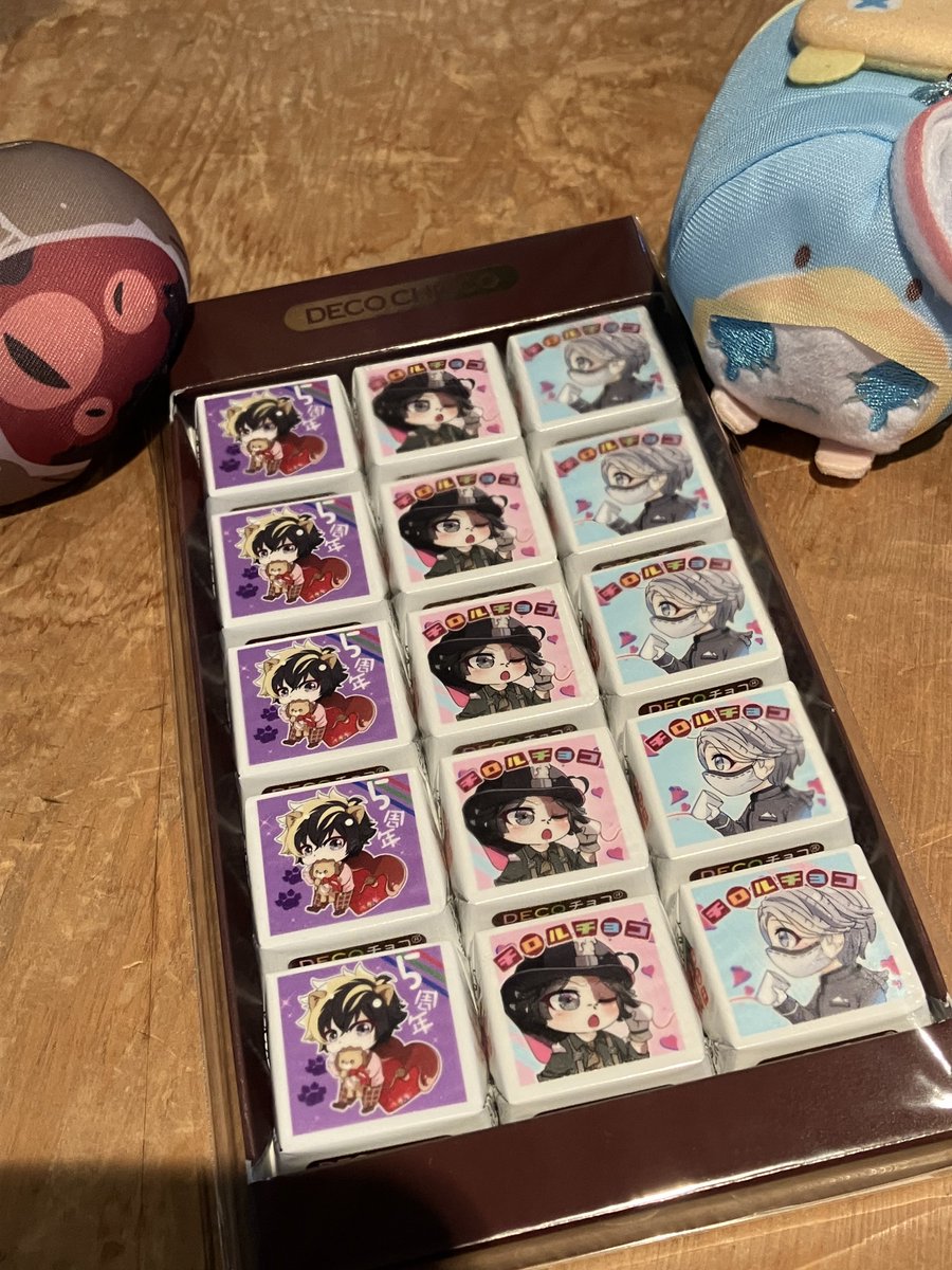 これは私に出会った人たちへ贈った差し入れチョコたち。昨日ばれんたいだったので作ったもん一覧出しときますかぁ
次5月用に作りま