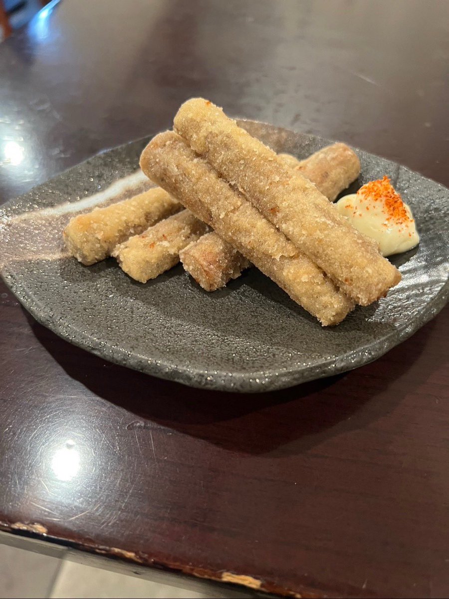 tugucci32982's tweet photo. 今なら空いてるよー

ディナーに飲み

今がチャンス👍

美味しいごぼうの唐揚げと赤星が待っています。 https://t.co/5l5xpkv1KL