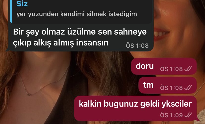 gozetmelik yaptigim yerde ayt sinavini 15dk erken bitirdim (gecen hafta bugun tyt yapilmisti karistirdim) sonra sorun yok deyip son 15dk dedim ve yer yuzunden kendimi silmek istedim ama bacimin verdigi motivasyonla suan siker atarim su ogrencileri🤙🏻🤙🏻🤙🏻🤙🏻