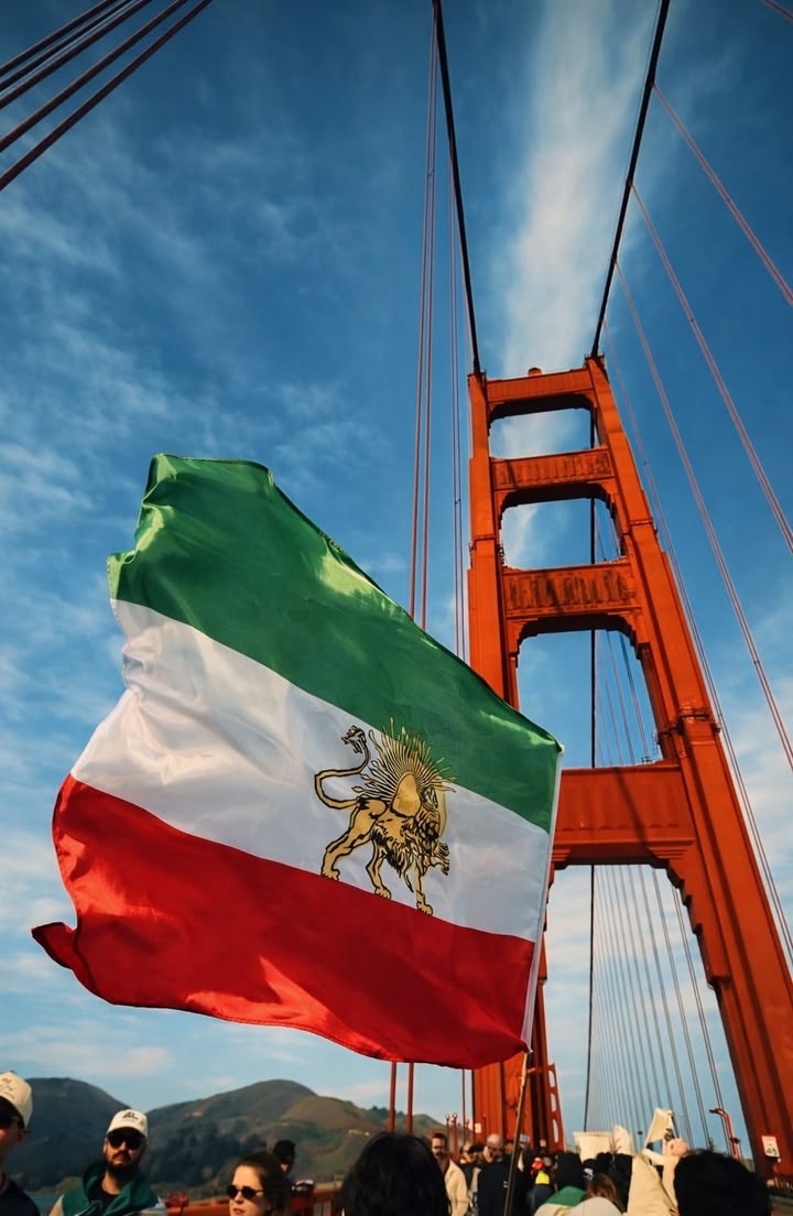 Susuwatari4Shi's tweet photo. We are the people of Iran,not the IRI regime. We stand with our thousands of years old culture,history,and civilization
Hear our voice, stand with us, and join us until the return of our #KingRezaPahlavi to Iran,because our freedom means freedom and security for all of you
#Iran https://t.co/66nr3YkR3t
