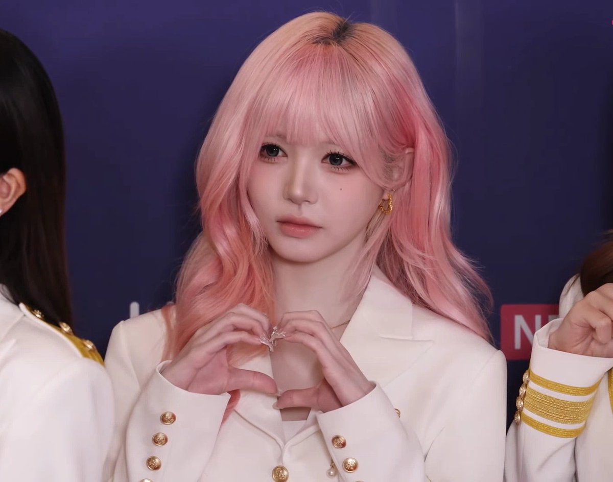 돈만이 tweet media