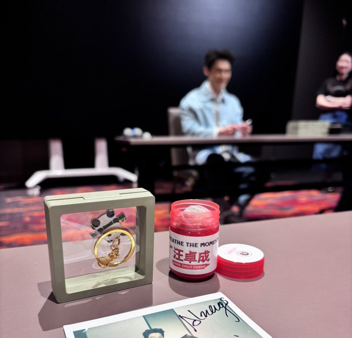 BREATHE THE MOMENT มาเติมน้องเฉิงแบบฟินมากๆ อิ่มความสุขสุดๆ 🥹

ขอบคุณ <a href="/doconcert/">Do Concert</a> มากๆ ที่จัด workshop นี้ พี่ๆ สต๊าฟทุกคน ที่ล่ามน่ารักกับแฟนๆ มากๆ 🫶✨🍊🧡 พาต้าเฉิงมาอีกนะคะะ 🙏
#WangZhuoChengBKK2026
#WangZhuoCheng #วังจั๋วเฉิง #MariusWang