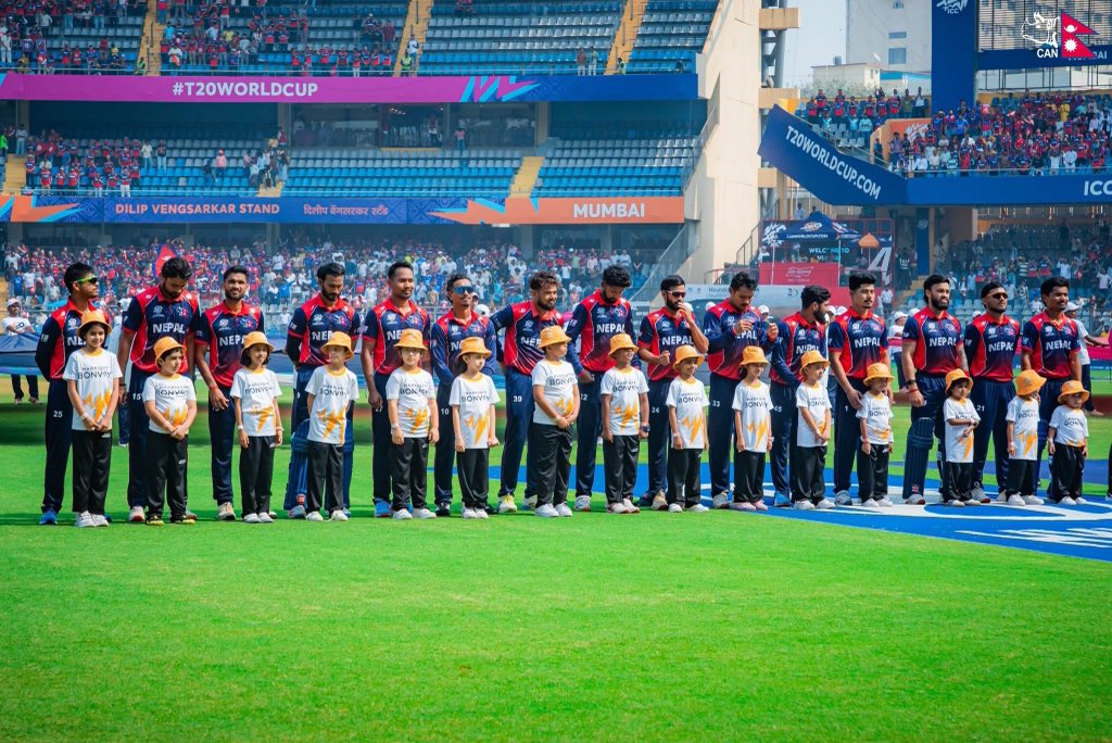 यस पटक वाङखेडे रंगशाला अफाब सिद्ध भयो T20 विश्व कप जित्ने सपना अधुरै अर्को पल्ट सबै हारको बदला लिदै जित्नु पर्छ स्वागत छ नेपाली टिमलाइ घर फिर्ती सवारी का लागि!