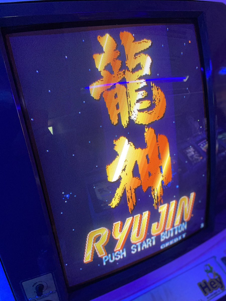 今回のHEYで一番気に入ったタイトル。一見カオスな作りだけどちゃんと