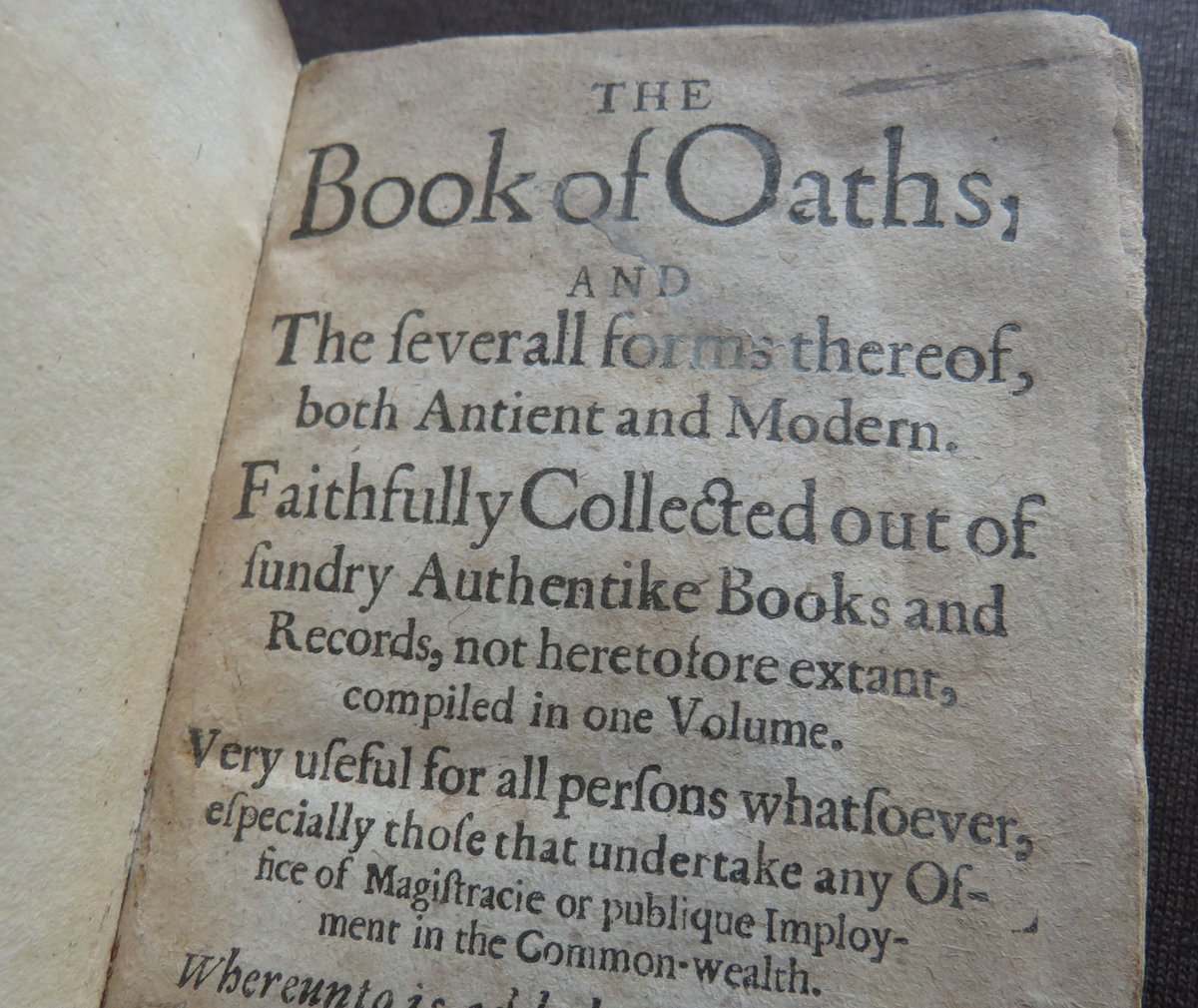 wisdompedlars's tweet image. BOOK of OATHS 1649 COMMONWEALTH Professions ALLEGIANCE Garnet OFFICES King 1st

#books #antiquarian #oaths #17thcentury #professions #offices #Garent #King #firstedition #Commonwealth #bookauction 
bit.ly/4kngm3H