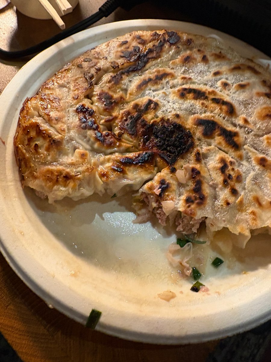 #gyozawild

餃子に釣られて来ました