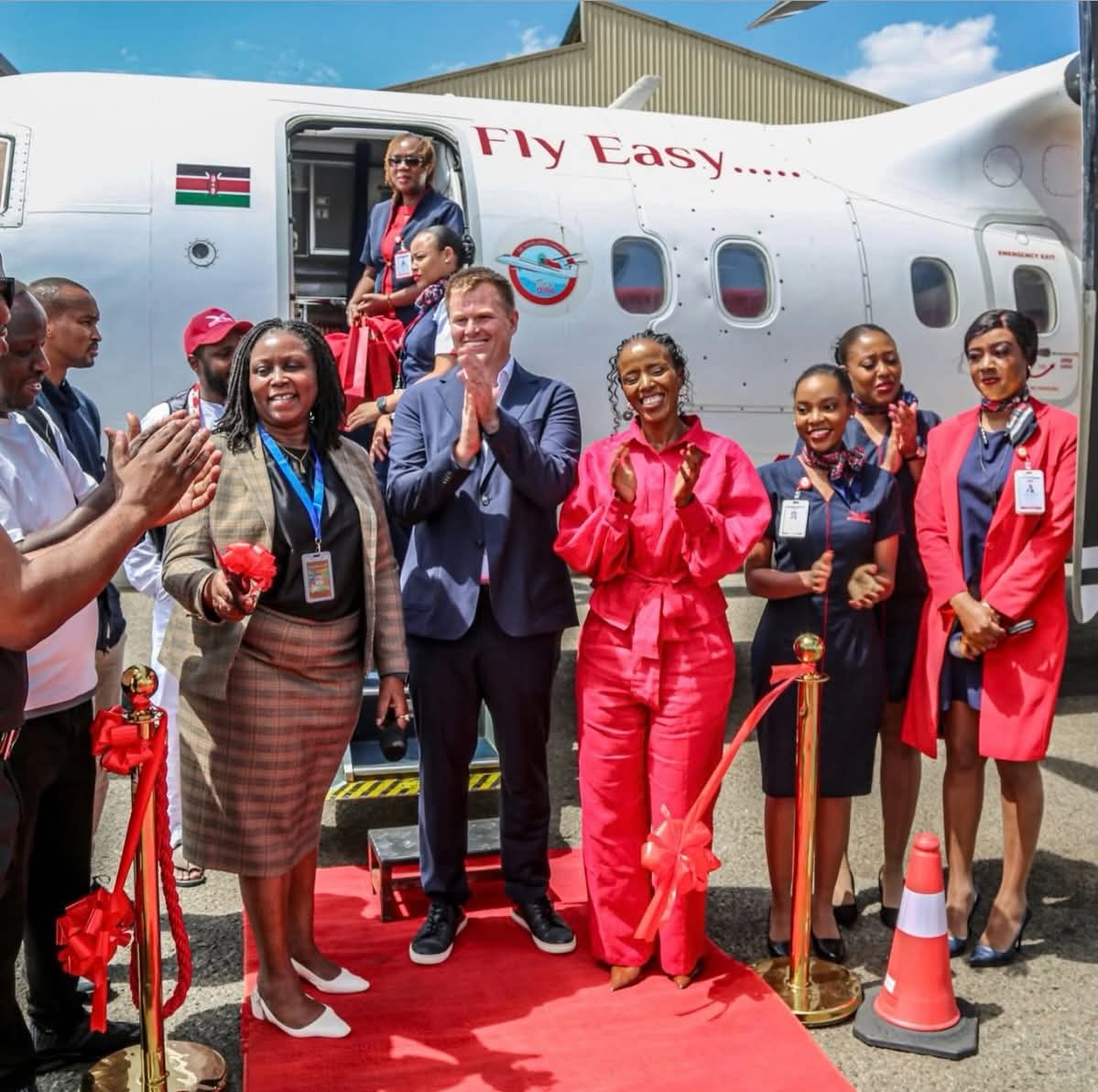 InfluentialKE's tweet photo. KENYA'S NEW ECONOMIC RUNWAY JUST LANDED - #FLYSKYWARDTOVIPINGO !
Let’s be honest: for too long, accessing world-class lifestyle destinations in Kenya felt like an expedition. 
#VipingoRidge #SkywardAirlines #KilifiCounty #KenyaTourism #InauguralFlight https://t.co/zeVSFgP4W2
