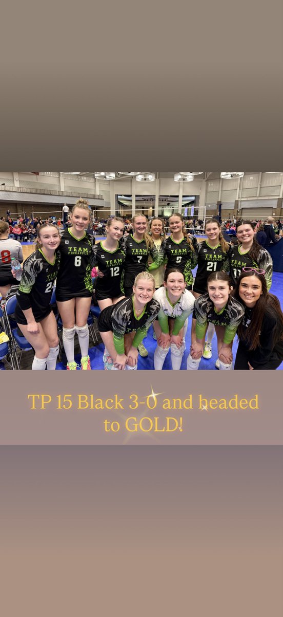 dgerig12's tweet photo. Team Pineapple 15 Black playing for GOLD today! 🍍 🏐 💥 https://t.co/H31R70NCbY