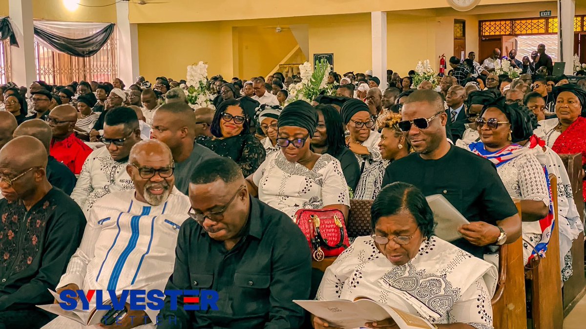 SlyForGS's tweet photo. Hon. Sylvester Tetteh yesterday joined family and party faithful to bid farewell to the late Samuel Martey-Carboo.
#sly4gs #OneNPP #leadership #StrongStructures #NPP #Sly #unity #sylvestertetteh #SL4GS https://t.co/nVSsZ7IYn2