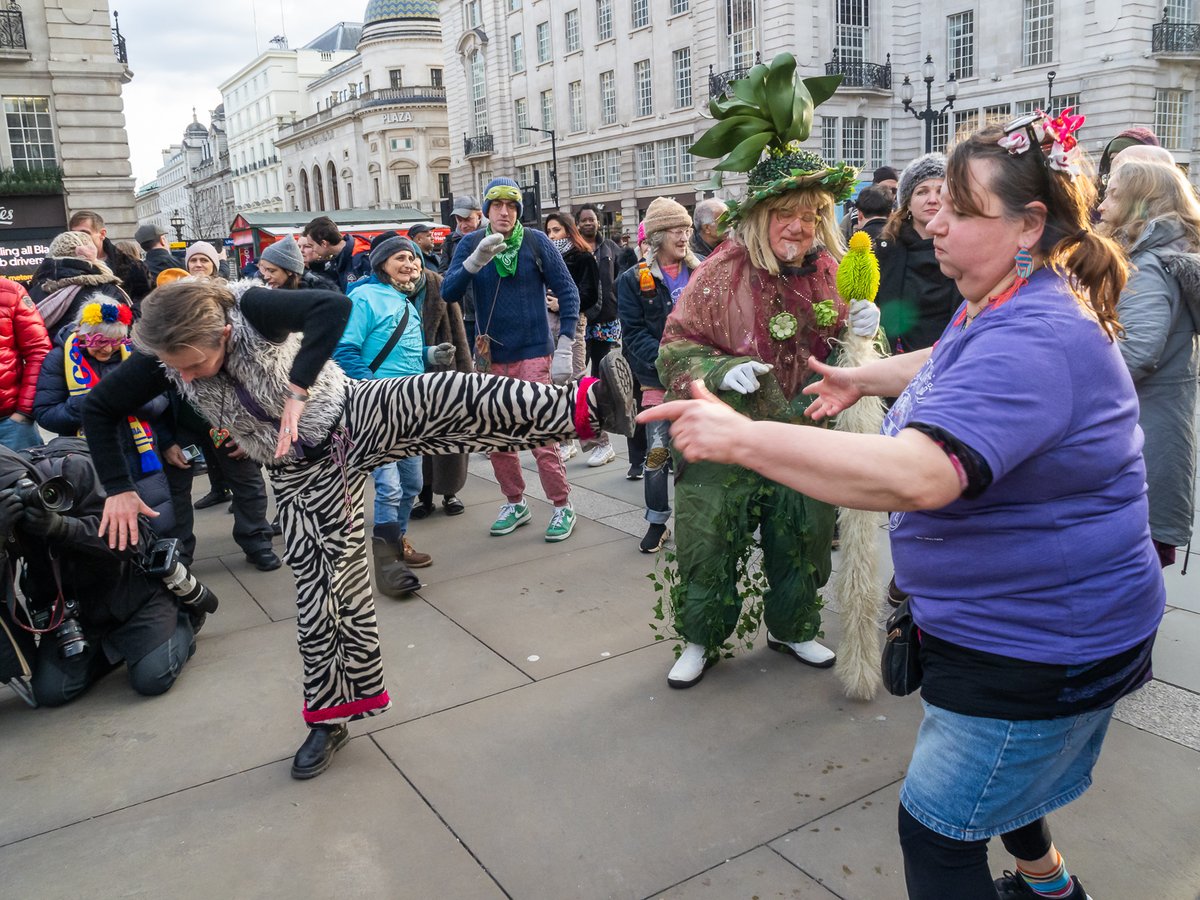 Free Reclaim Love Valentines Party at Piccadilly Circus against the commercialisation of St Valentines Day and calls for everyone to be happy and at peace. More pictures at
facebook.com/media/set/?set…