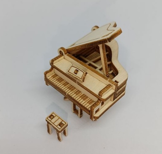 今日は、細密ウッドクラフト「ピアノ」を作りました🎹
百均でこの感じはなかなか✨
色んな楽器を出して欲しい♪

そろそろ寝よ。
おやすみなさいませ😴