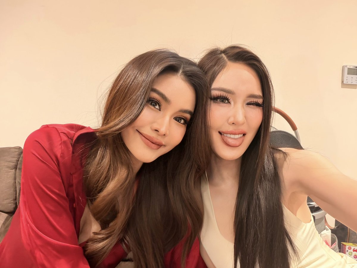 31 ยังสวยขนาดนี้ 32 จะรออะไร
<a href="/EWaraha/">Engfa Waraha (ตัวจริง)</a>