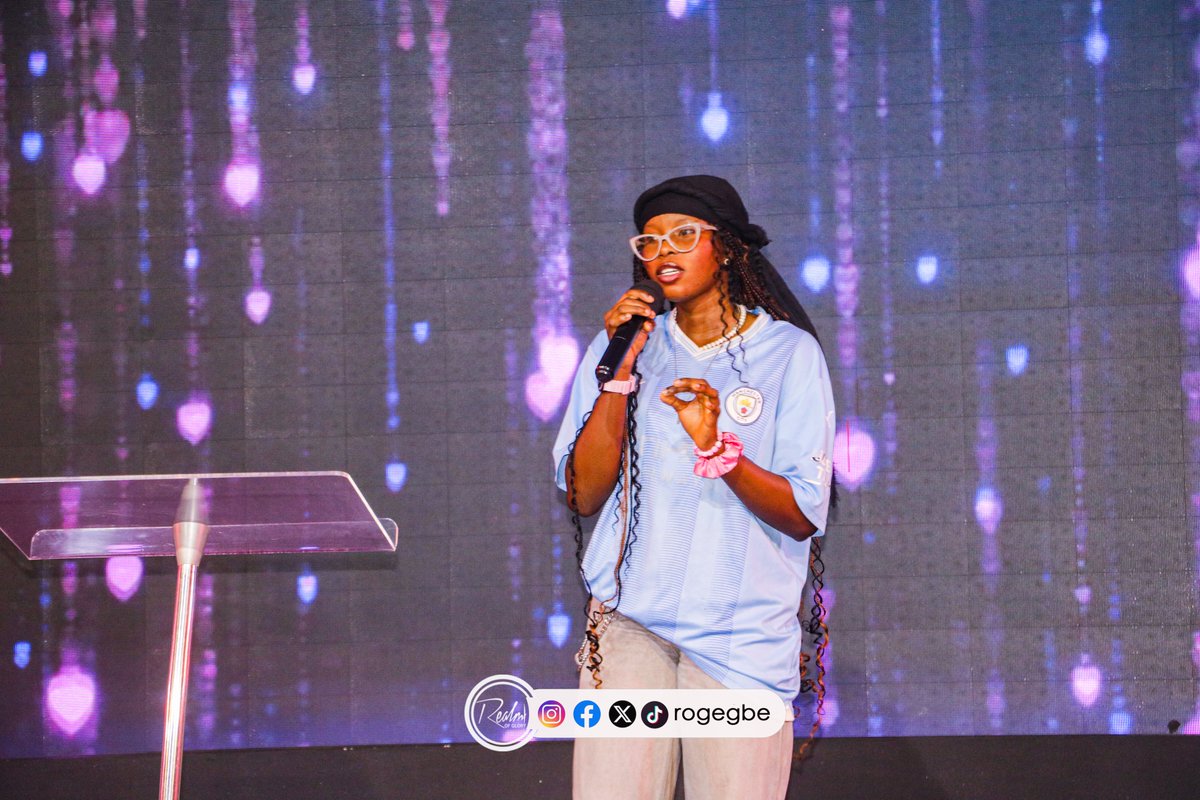 rogegbe's tweet photo. Love & Koinonia in Presentation!
#ValentineSpecial #rogegbe #RogService #HouseholdofFaith https://t.co/Z7IEImYS6G