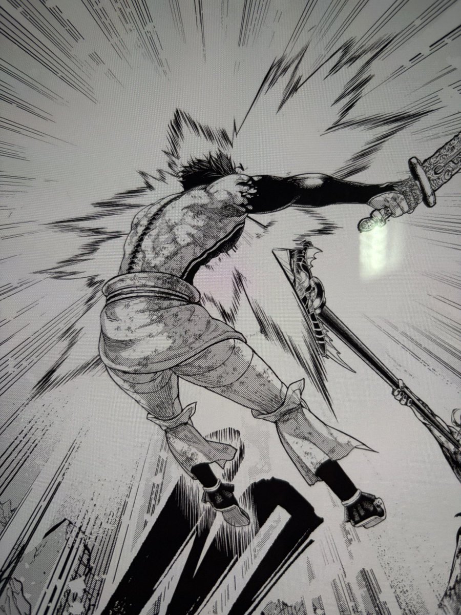 กลับมาอ่านอีกรอบเพื่อดูรายละเอียดเสื้อผ้าต่างๆ แล้วก็พบว่า เสื้อมันปิดแค่ข้างหน้าหร๊อ😭