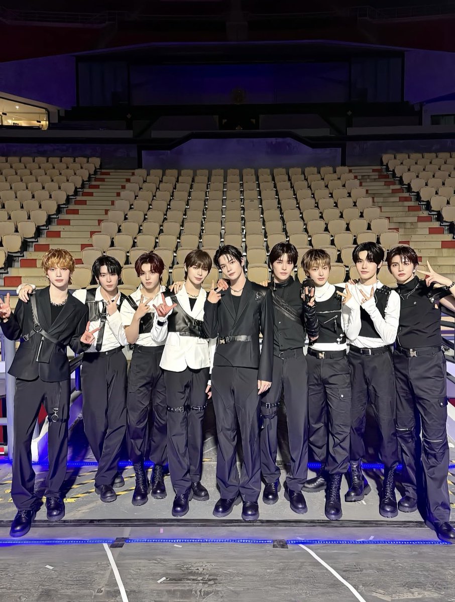 260215 인스타그램 #현준 

#SMTR25 in SMTOWN LIVE 2025-26 @
BANGKOK

#SMTOWN #SM_30thAnniversary
#SMTOWN2025_26_BANGKOK