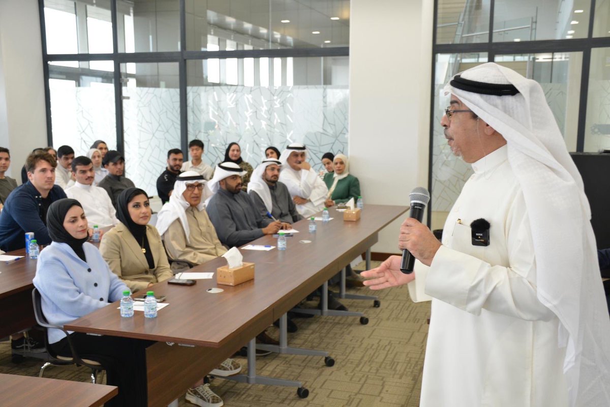 مركز دراسات الخليج والجزيرة العربية - جامعة الكويت tweet media