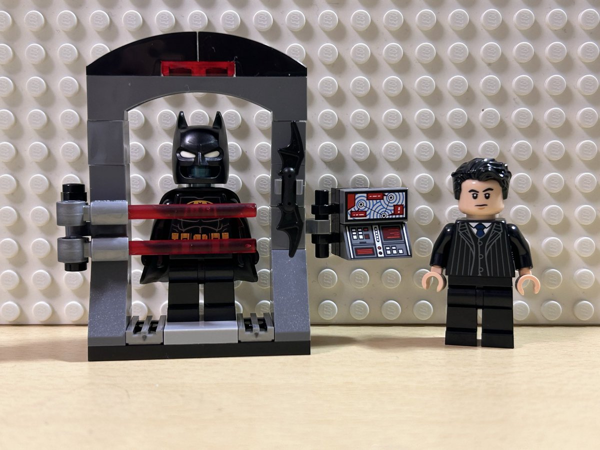 30726「バットマン：ブルース・ウェインとバットスーツ」。 久々の