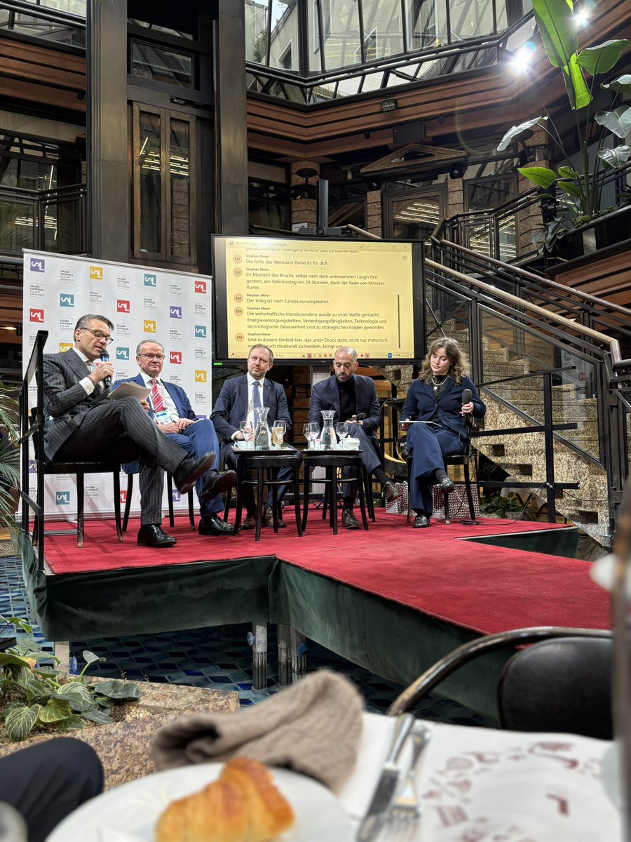 JoshuaHeinrich3's tweet photo. Others spend the morning after V-day brunching, I spent it listening to the ministers of state for ๐ช๐บ of ๐ฉ๐ช๐ต๐ฑ๐ซ๐ท speaking about the #Weimartriangle https://t.co/L7YDWxHnbi