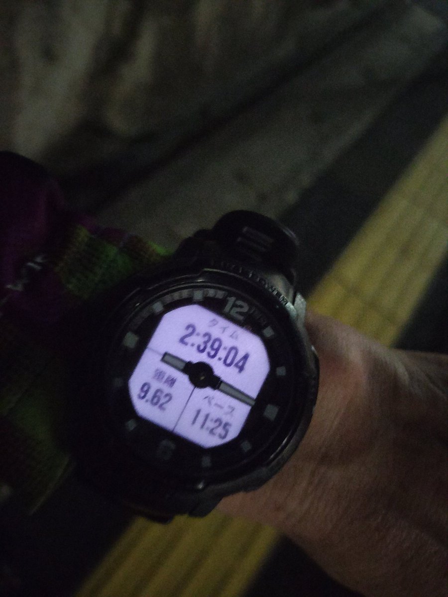 karusugi's tweet photo. 帰宅まであと2km?の思考&嗜好時間を、ちょい割く。
#ハイボール を沢山扱ってる #セブンイレブン さんのハイボール、#EGANS
これ、混ぜもの入ってないし、ちょい甘めだけど美味しい。
ハイボールって臭いから飲まないって人でも飲めるかも、そんな存在。 https://t.co/MDwxHZVmUQ