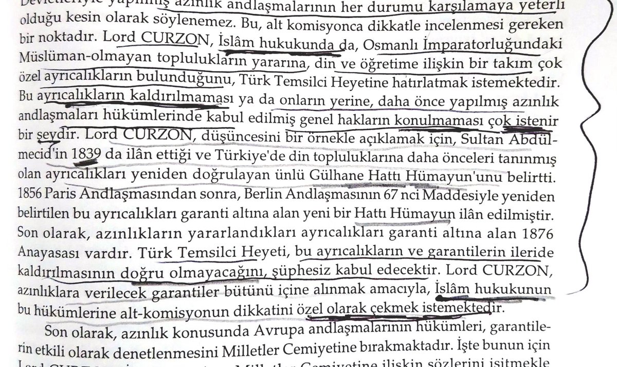 "Cumhuriyeti İngilizler istedi" 
diyen tenekelere gelsin.
Lozan'a ayak basar basmaz,
dakika bir Lort Curzon,
"Siz İslam hukukuyla devam edin, Hristiyanların ayrıcalıklarını da
aynen devam ettirin" diyor.
"Laik kanunlar yapacağız"
deyince de itiraz ettiler!