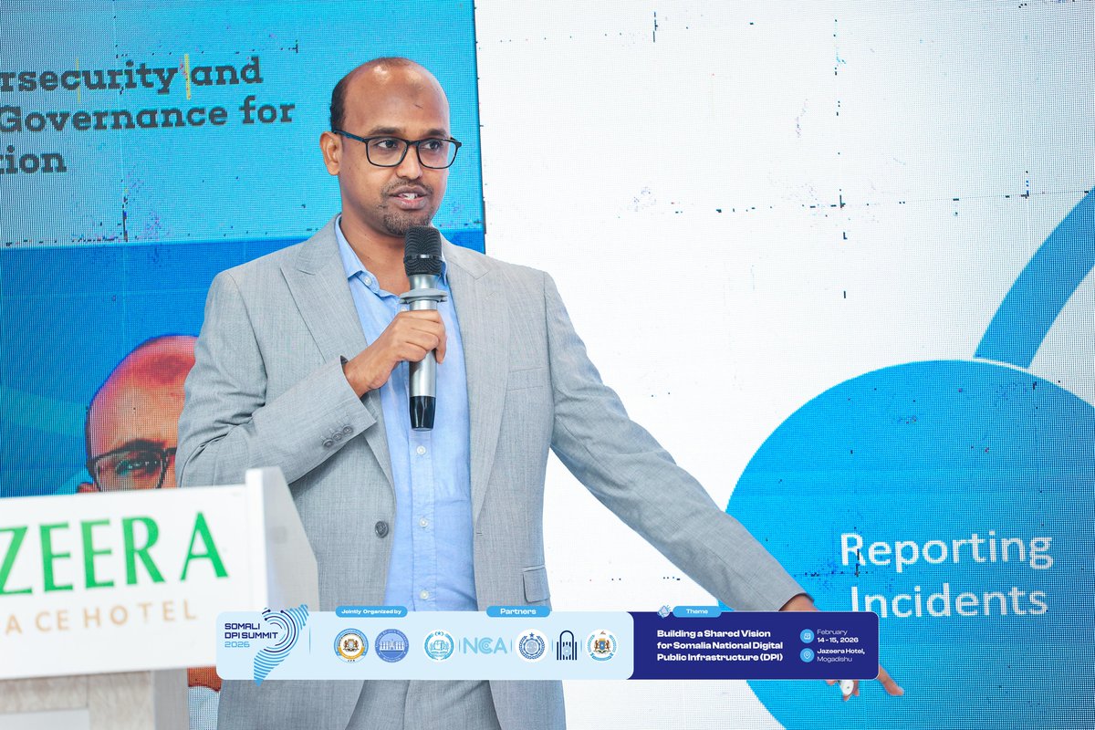 dpisomali's tweet photo. Maxamed Xaaji, Khabiir Cybersecurity oo ka tirsan Hay’adda Isgaarsiinta Qaranka (NCA) oo soojeediyey cinwaanka: The Role of Cybersecurity and Data Protection Governance for DPI Implementation.

#DPISummit2026 #DigitalPublicInfrastructure #DPI2026 #SomaliaDigitalFuture https://t.co/5OnR9d7VE0