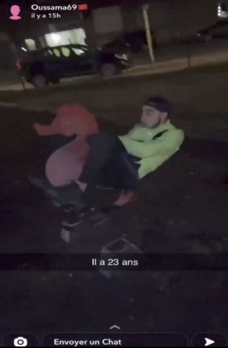 J’imite encore la démarche des gens dans la rue à mon grand âge