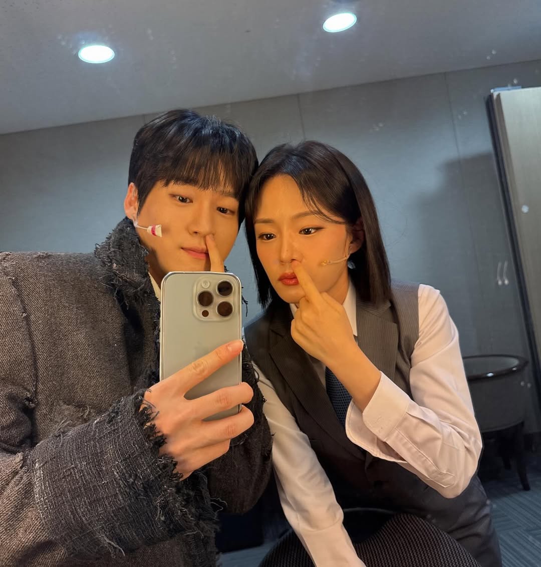 기다렸어....😭😭 4년을 넘게 기다렸다고....