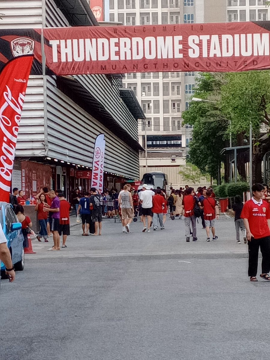 MtutdBlog's tweet image. Good turnout by recent standards, fans are up for it