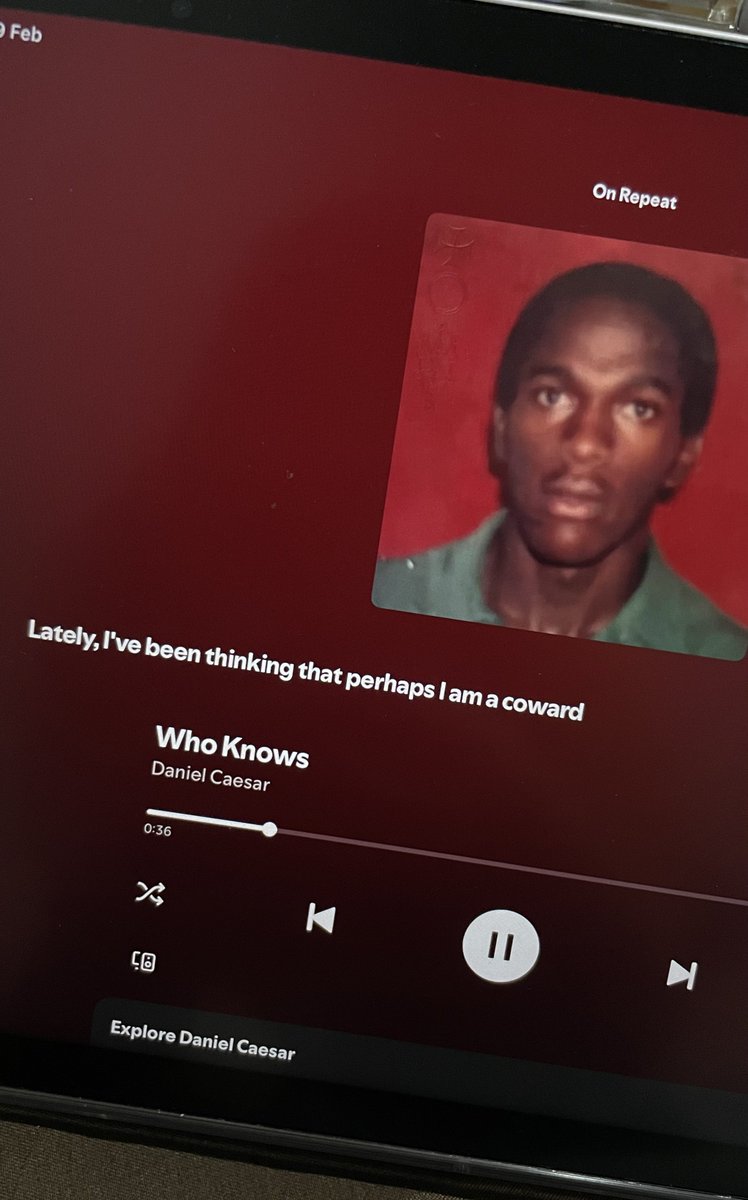 jeje‧₊˚౨ৎ˚ (@lucrejia) on Twitter photo 